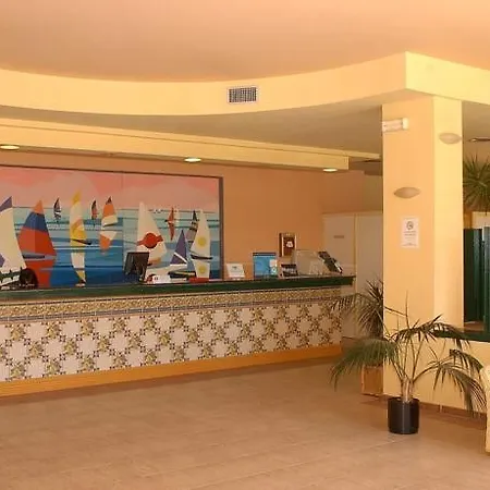 Comte D'empuries Hotel 2*