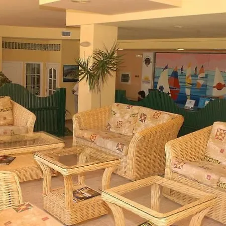 Hotel Comte D'empuries 2*