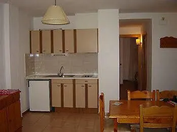 Hotel Comte D'empuries 2*